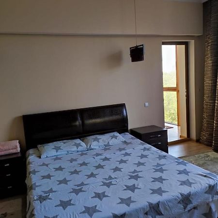 2 Room Flat Almatı Dış mekan fotoğraf