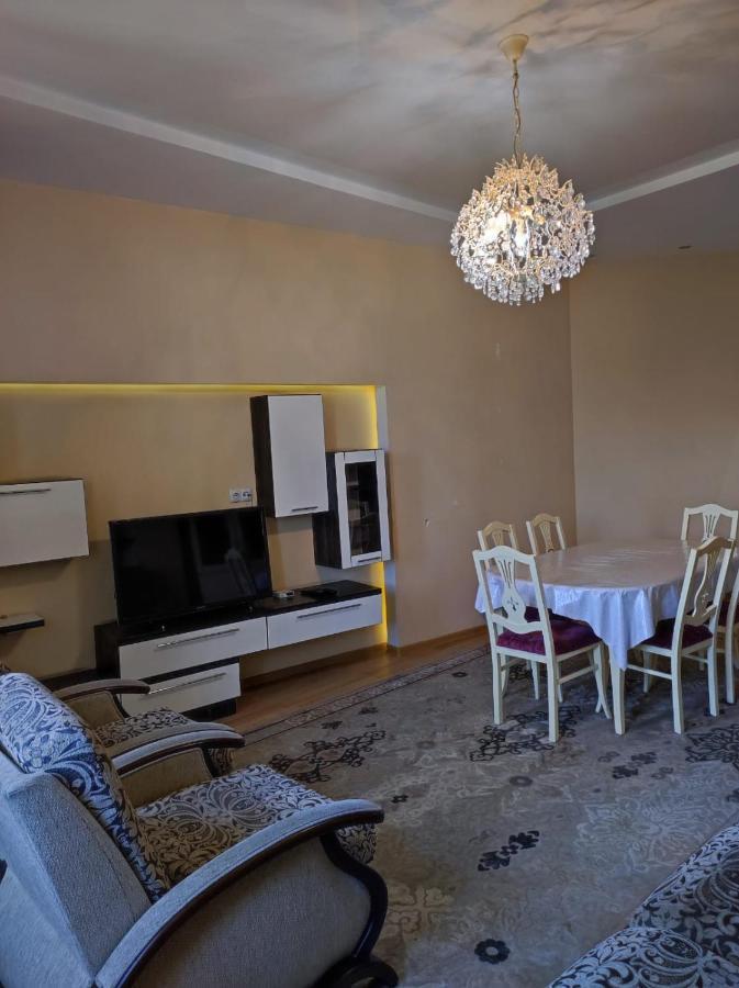 2 Room Flat Almatı Dış mekan fotoğraf