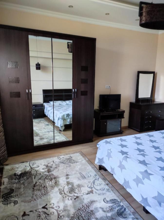 2 Room Flat Almatı Dış mekan fotoğraf